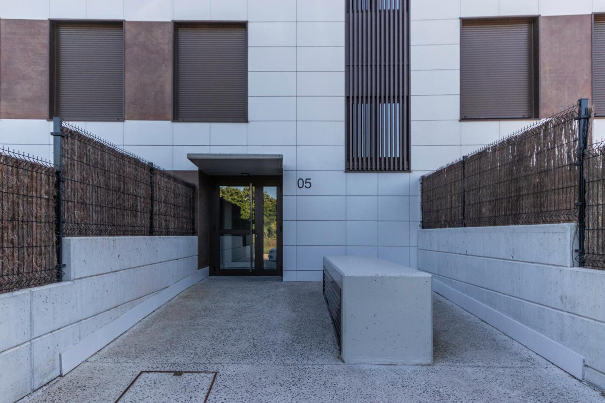 Akomodat En Precioso Y Moderno Con Jardin Y Parking Getxo Extérieur photo